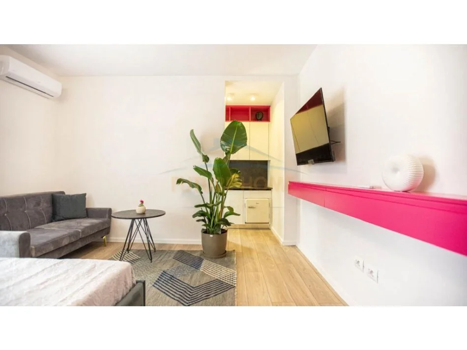 Tirane, shitet apartament 2+1+Ballkon Kati 6, 112 m² 300.000 € (Rruga e kosovareve)