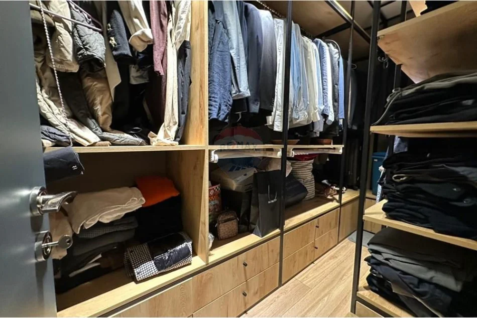 Tirane, shitet apartament 3+1 , 137 m² 325.000 € (Kompleksi Fiori Di Bosco)