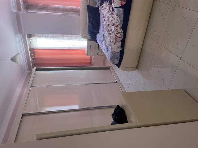 Tirane, jepet me qera apartament 2+1+A+BLK Kati 8, 100 m² 350 Euro (Insitut)