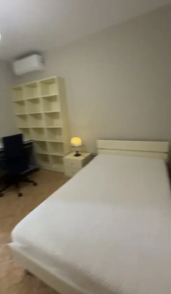 Tirane, jepet me qera apartament 2+1+Ballkon Kati 7, 90 m² 700 € (Zogu i Zi)