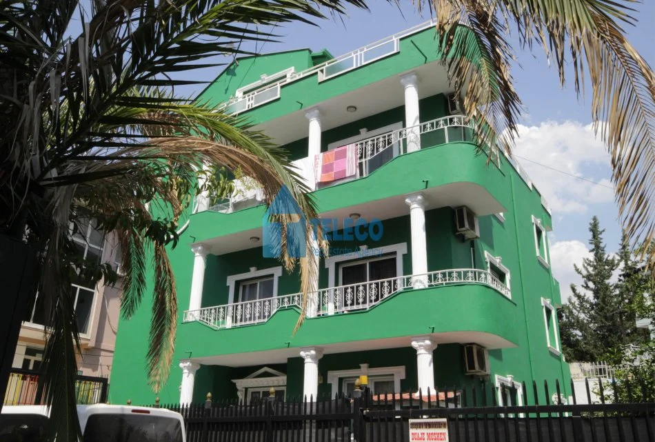 Tirane, jepet me qera Vile Kati 4, 480 m² 3.000 € (Rruga:Vilat Gjermane)