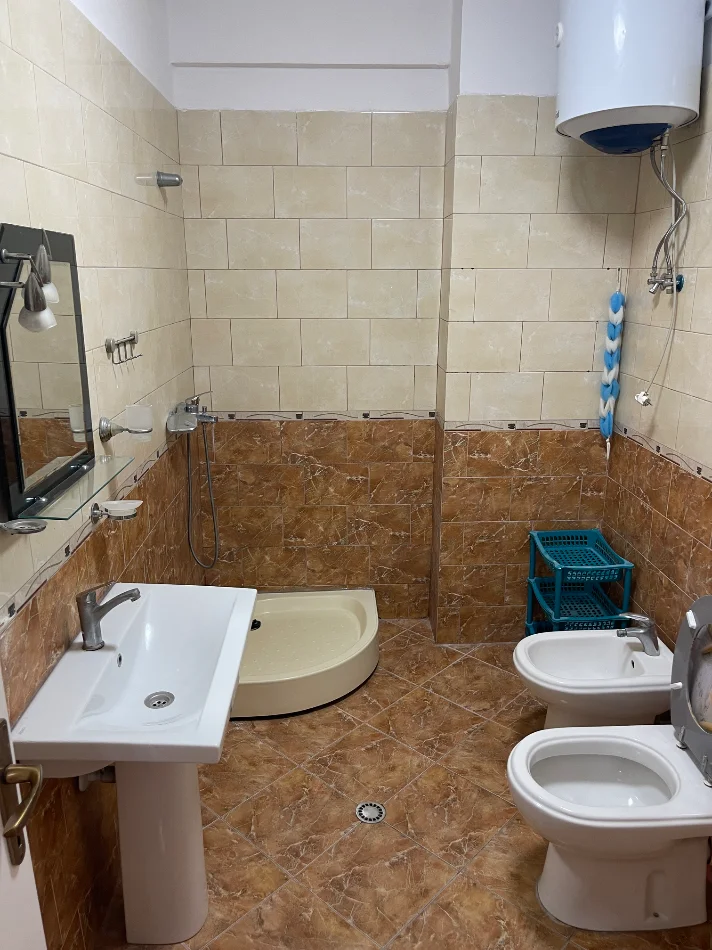 Tirane, shes apartament 1+1+Ballkon Kati 6, 74 m² 165.000 € (Afer Report Tv)