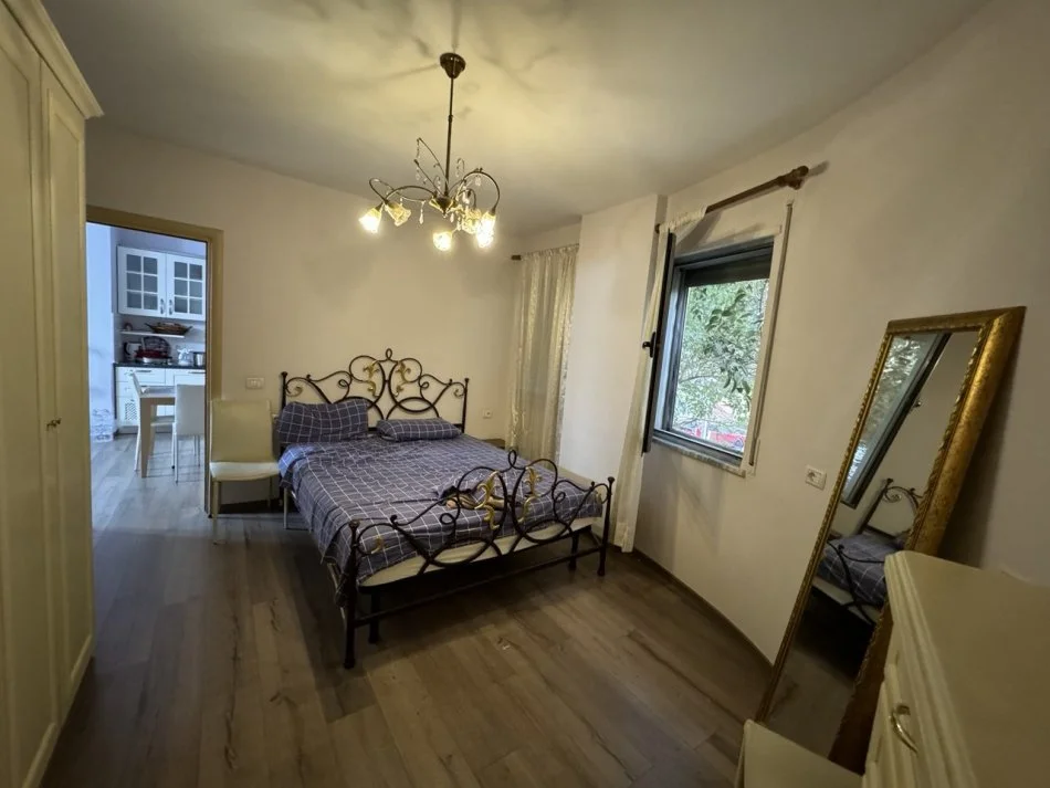 Tirane, jepet me qera apartament , 80 m² 600 € 