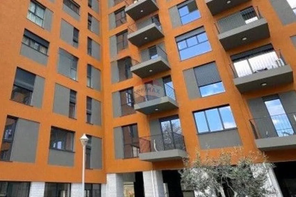 Tirane, shitet apartament 2+1 , 200 m² 315.000 € (Rruga Kongresi I Manastirit)