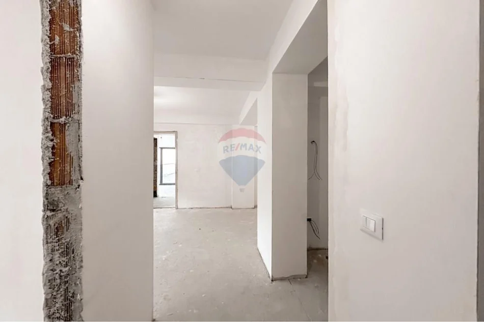 Tirane, shitet apartament 3+1 , 277 m² 250.000 € (Kodra e Diellit 2)