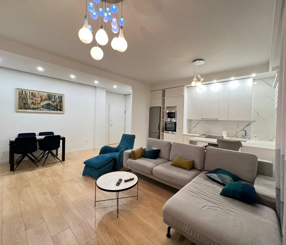 Tirane, jepet me qera apartament 2+1 Kati 2, 120 m² 1.200 € (Kompleksi Delijorgji)