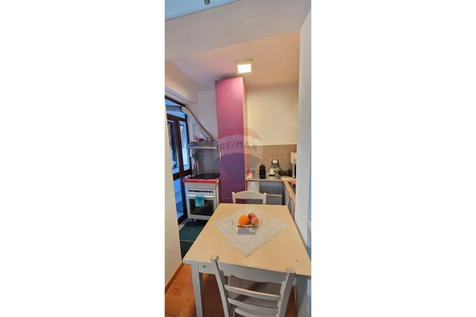 Tirane, shitet apartament 1+1 Kati 2, 58 m² 150.000 € 