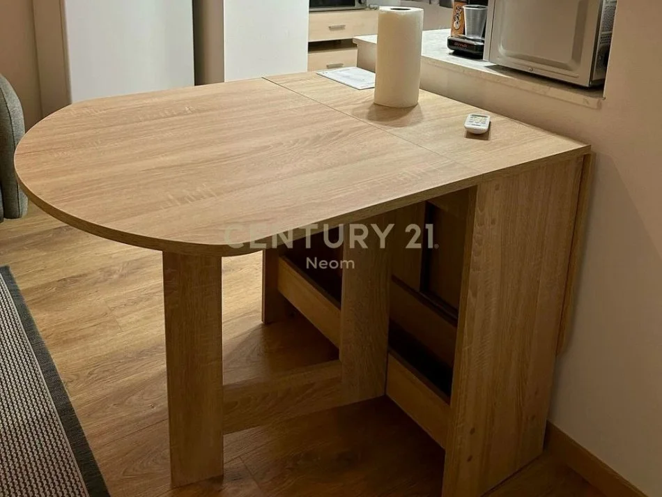 Tirane, jepet me qera apartament 1+1 Kati 2, 40 m² 500 € 