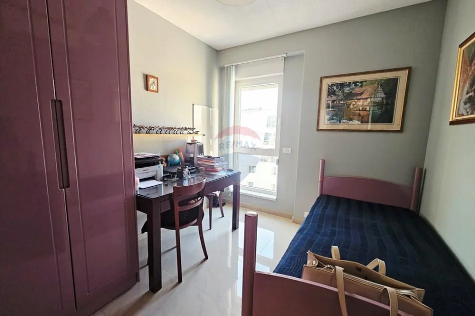 Tirane, shitet apartament 3+1 , 97 m² 290.000 € 