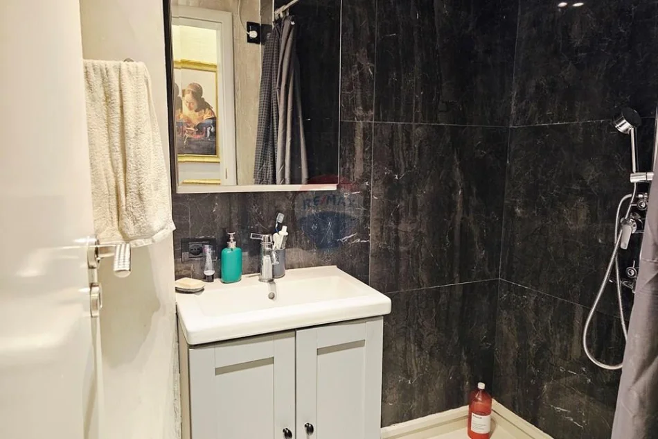 Tirane, shitet apartament 3+1 , 97 m² 290.000 € 