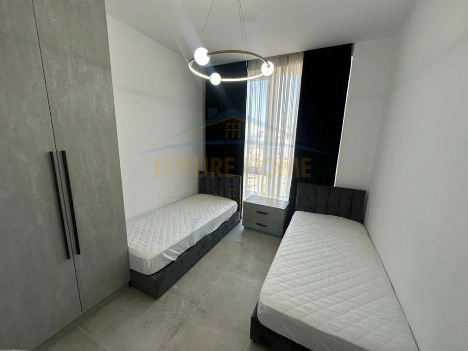 Tirane, jepet me qera apartament 2+1+Ballkon Kati 1, 100 m² 1.350 € (Komleksi Forest)