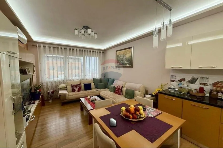 Tirane, shitet 2+1 , 99 m² 155.000 € 