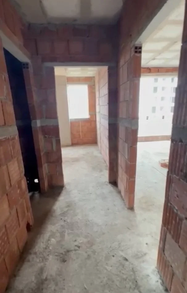 Tirane, shitet apartament 1+1 Kati 5, 71 m² 103.000 € (Ish Fusha Aviacionit)