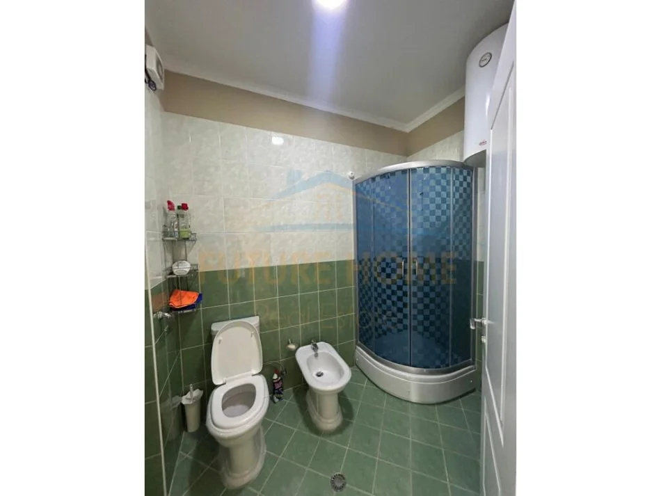 Tirane, shitet apartament 2+1+Ballkon Kati 4, 83 m² 104.000 € (Fresk)