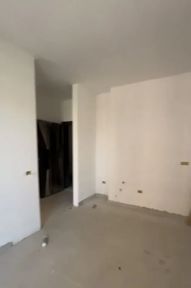 Tirane, shitet apartament 1+1 Kati 3, 53 m² 660.000 € (Prane QTU)