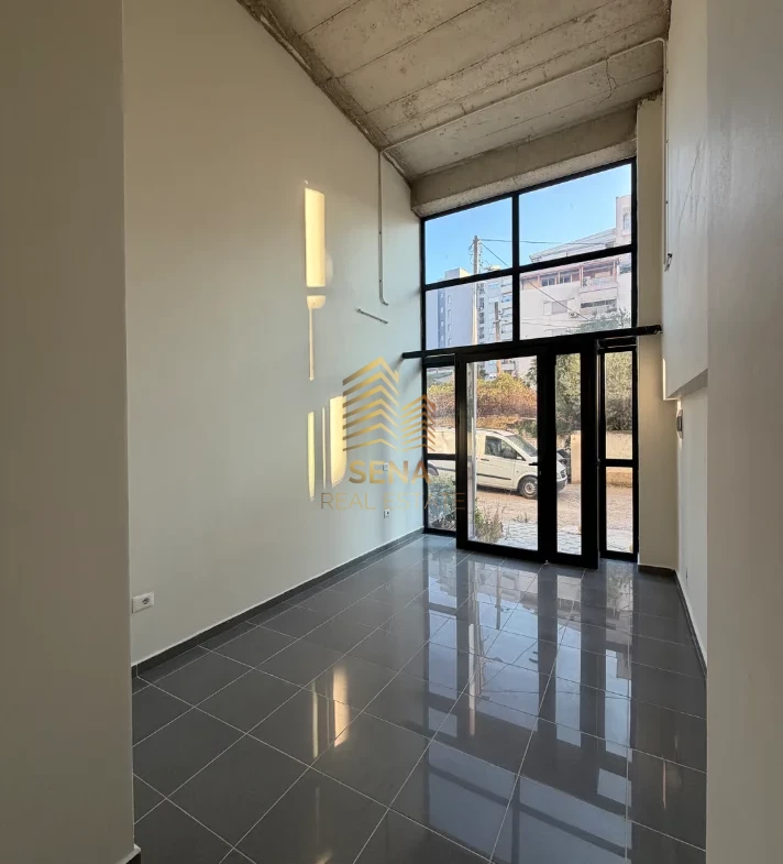 Tirane, jepet me qera ambjent biznesi Kati 0, 24 m² 400 € (Pazari i Ri)