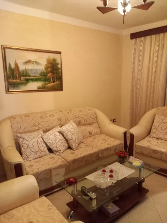 Lushnje, shes apartament 2+1 Kati 2, 70 m² 