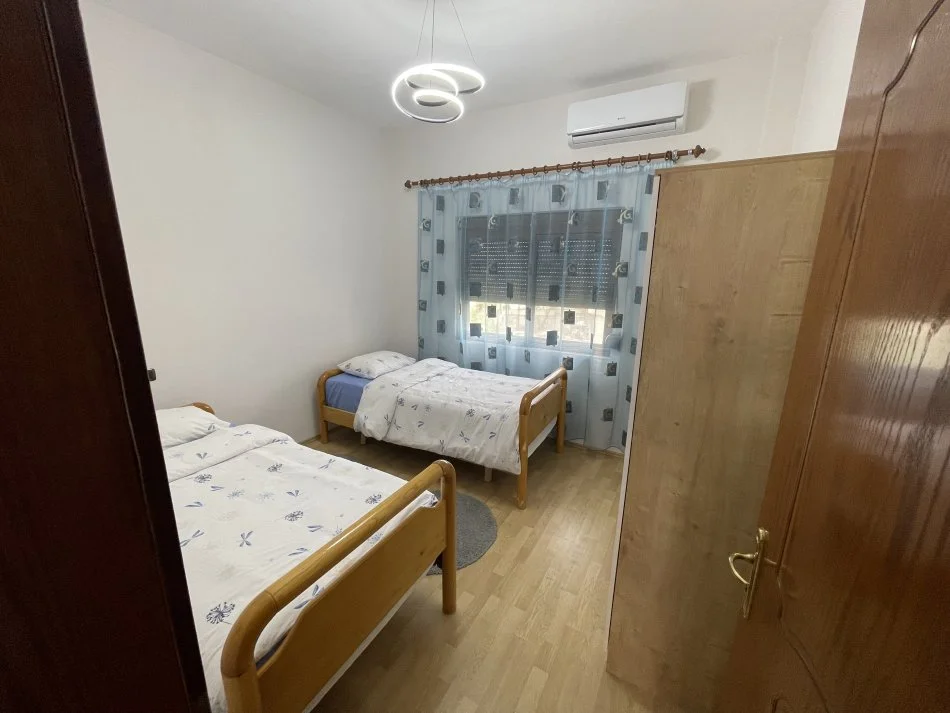 Tirane, jepet me qera apartament 2+1 Kati 2, 90 m² 650 € (Sauk i vjeter)