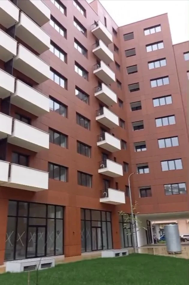 Tirane, shitet 2+1 Kati 6, 107 m² 144.000 € (Prane Vila L)