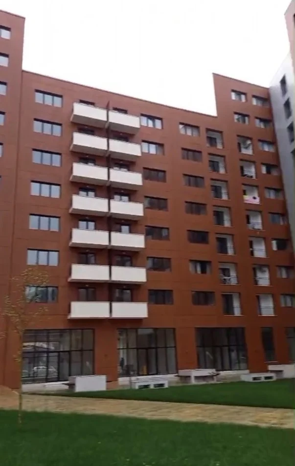 Tirane, shitet 2+1 Kati 6, 107 m² 144.000 € (Prane Vila L)