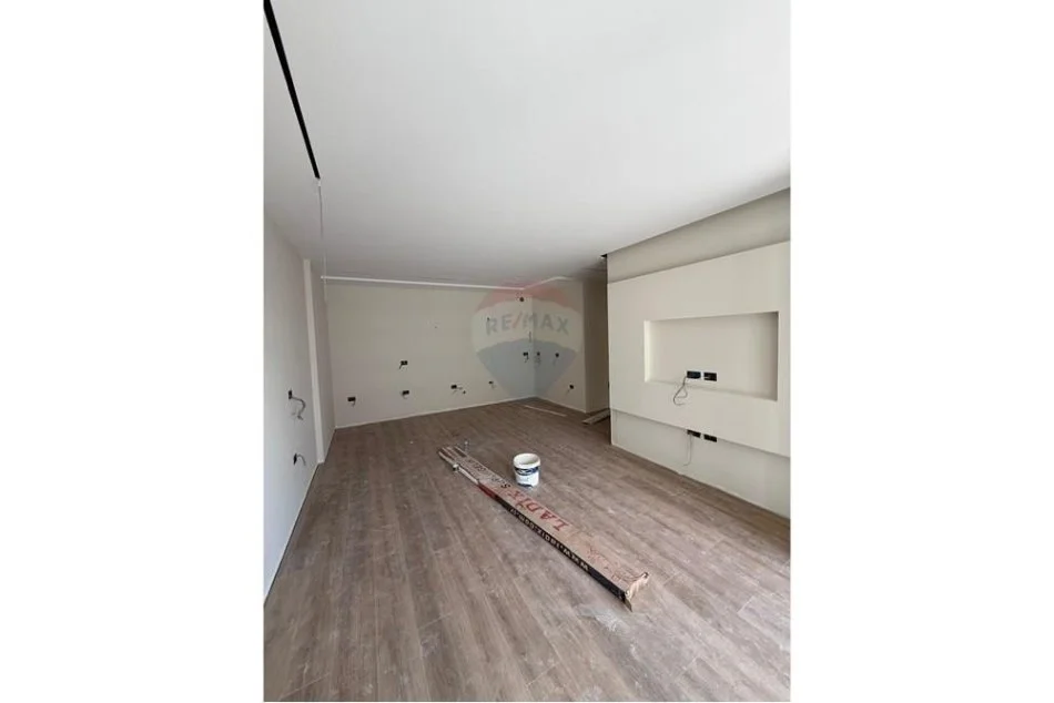 Tirane, shitet apartament 1+1 Kati 4, 70 m² 141.200 € (Don bosko)