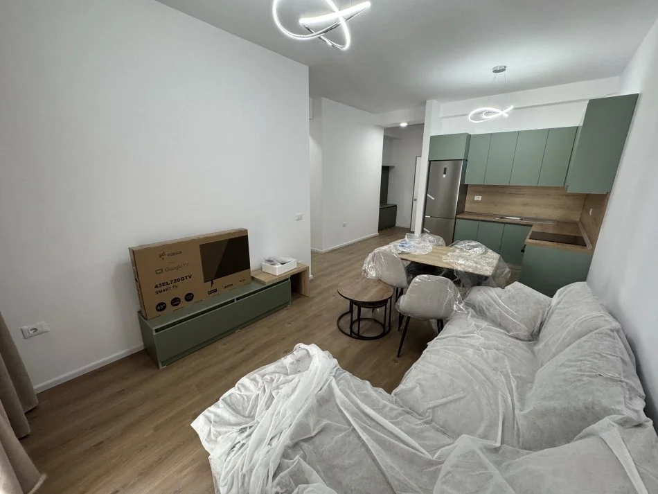 Tirane, jepet me qera apartament 2+1 Kati 5, 100 m² 550 € (Pasho hysa)
