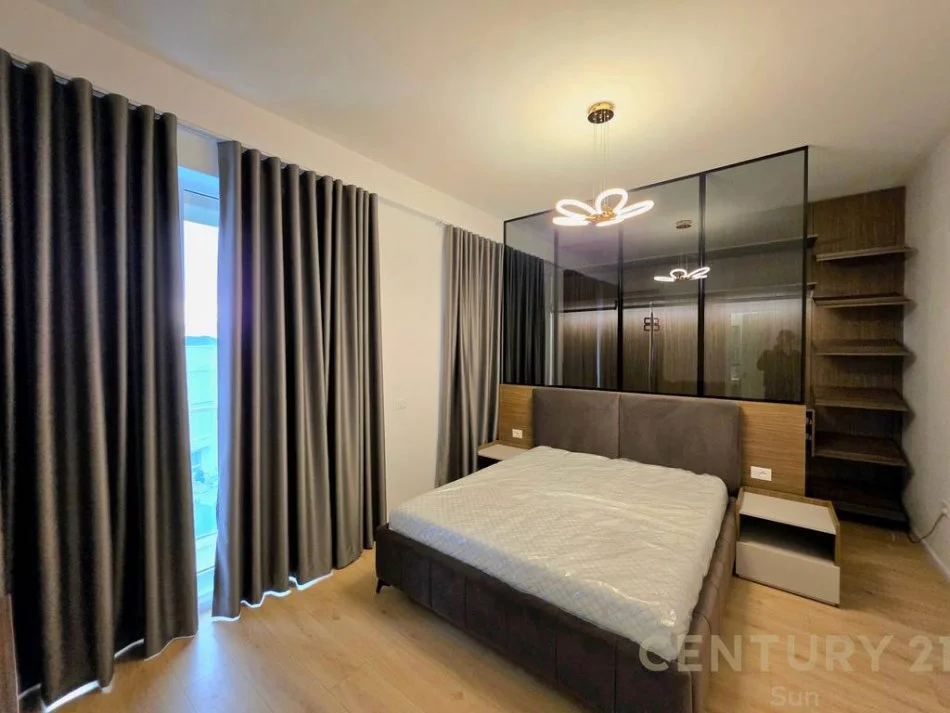 Tirane, jepet me qera Vile 3 Katshe Kati 1, 346 m² 1.500 € (ABA RESIDENCE)