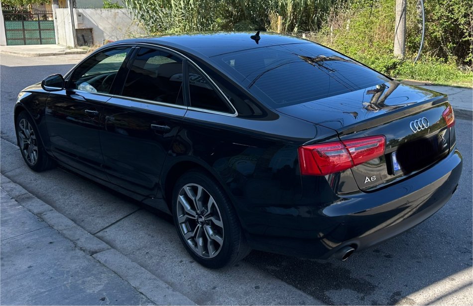 Durres, shitet makine Audi A6 Benzin, e zeze automatik Kondicioner 200.000 km 10000 €