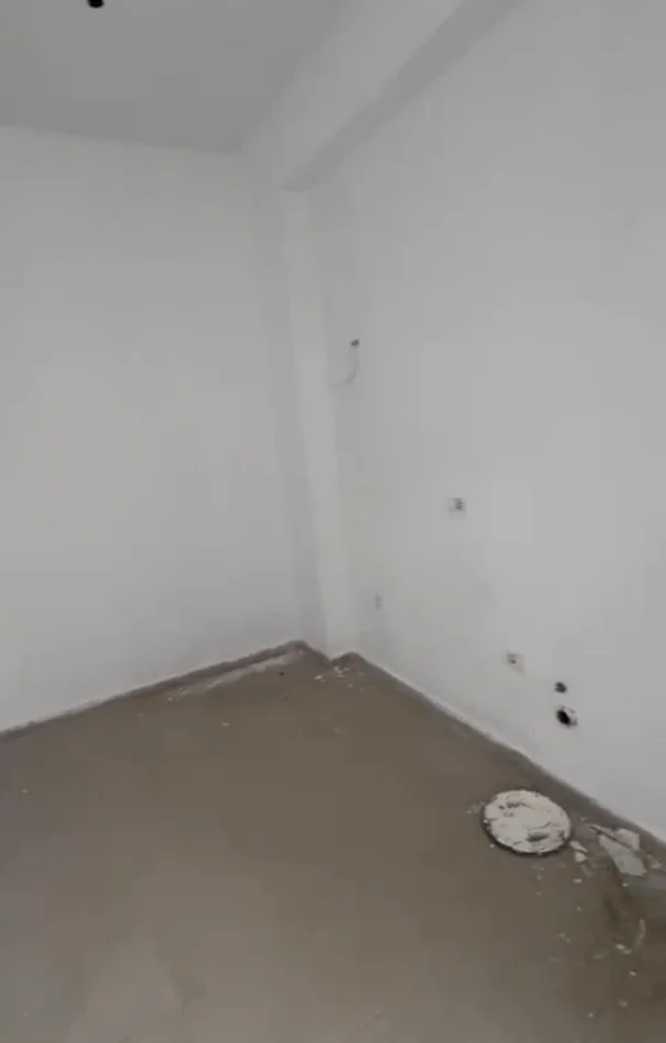 Tirane, shitet apartament 2+1+Ballkon Kati 8, 80 m² 12.500.000 € (Rruga Sokrat Miho prane Vila L 2)