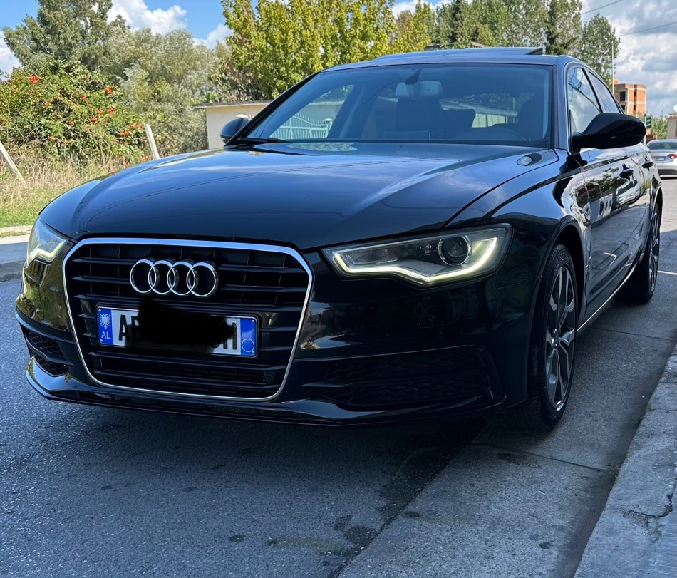 Durres, shitet makine Audi A6 Benzin, e zeze automatik Kondicioner 200.000 km 10000 €