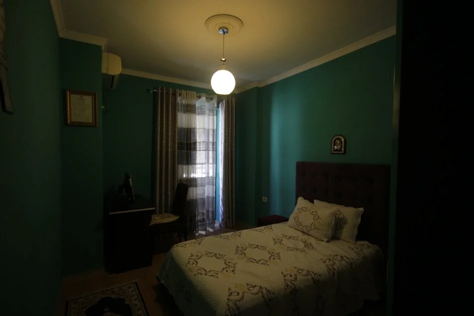 Tirane, shitet apartament 3+1+Ballkon Kati 7, 141 m² 180.000 € (Rruga Teodor Keko)