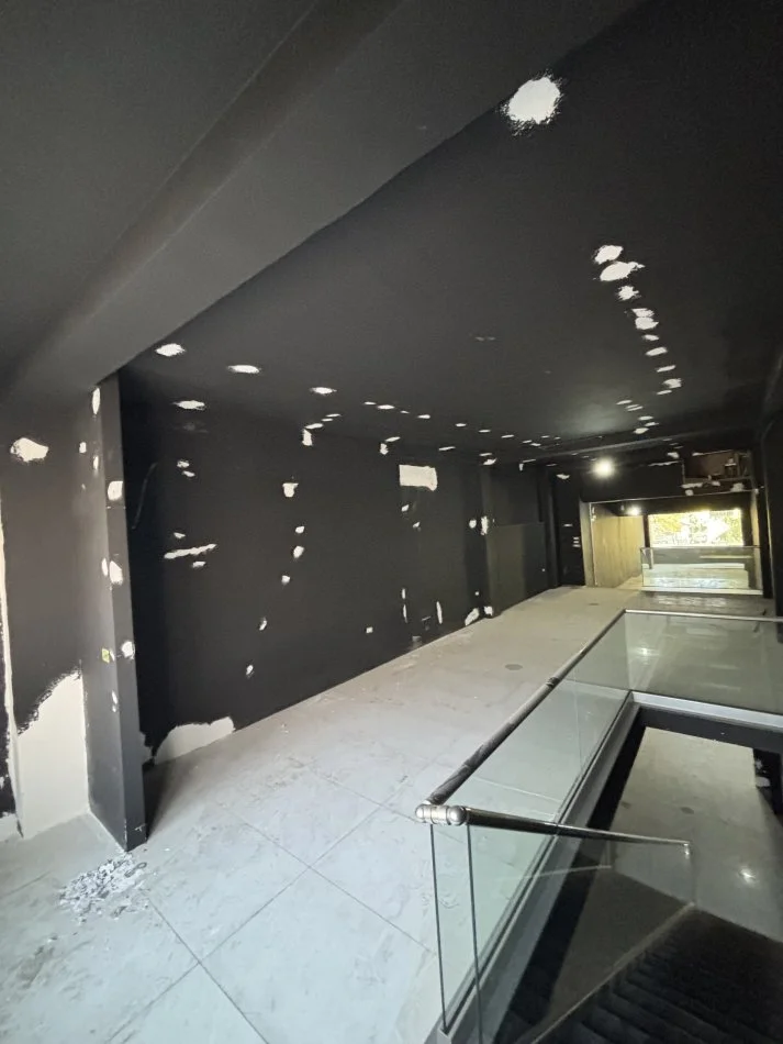 Tirane, jepet me qera apartament 1+1 Kati 0, 300 m² 7.000 € (Rruga abdyl frasheri)