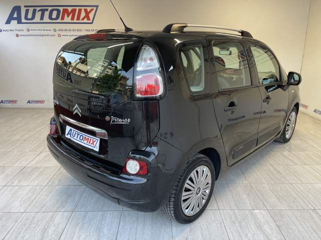 Tirane, shes makine Citroen c3 picasso Viti 2009, 4.400 Euro