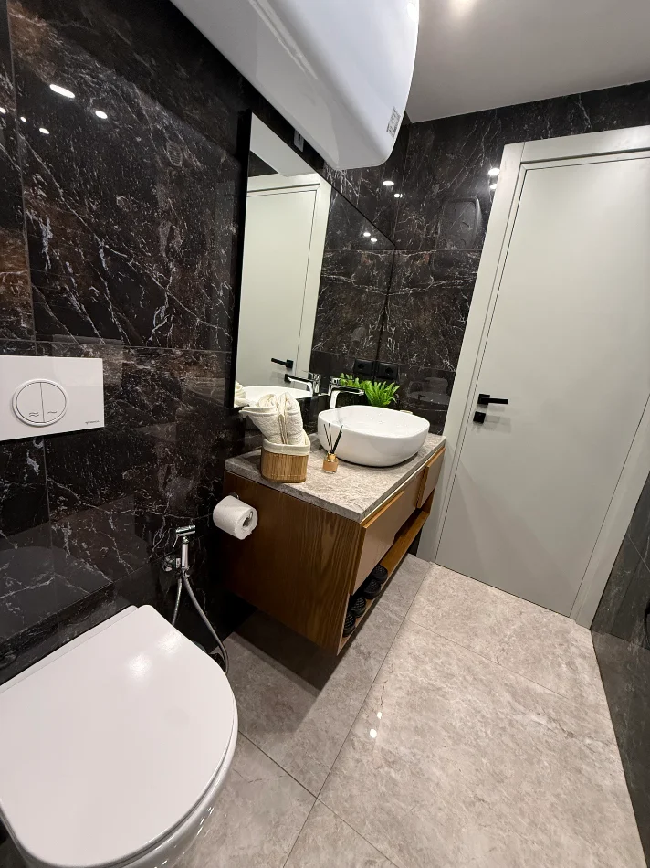 ✨Apartament luksoz Jepet me qera ditore ,javore  21 Dhjetori Kati 1, 40m² (Rruga Mihal Ciko)