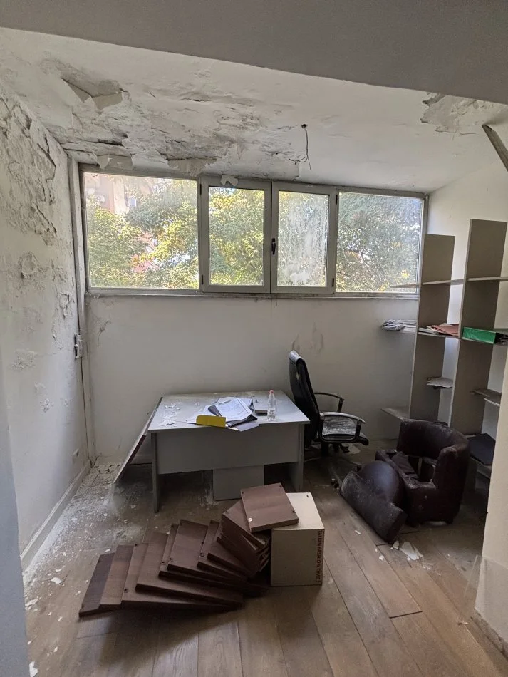 Tirane, jepet me qera apartament 1+1 Kati 0, 300 m² 7.000 € (Rruga abdyl frasheri)