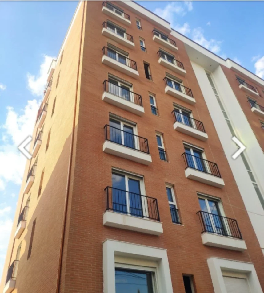 Tirane, jepet me qera apartament 1+1 Kati 1, 60 m² 350 € (Tregu Elektrik)