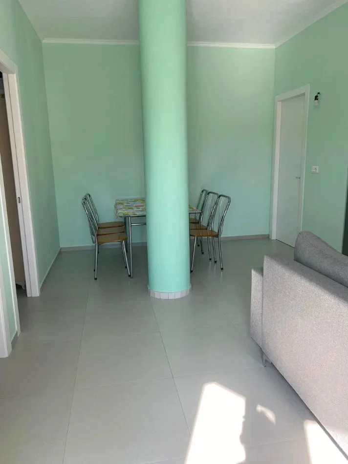 Tirane, jepet me qera apartament 2+1 Kati 2, 80 m² 350 € (Qytet Studenti)