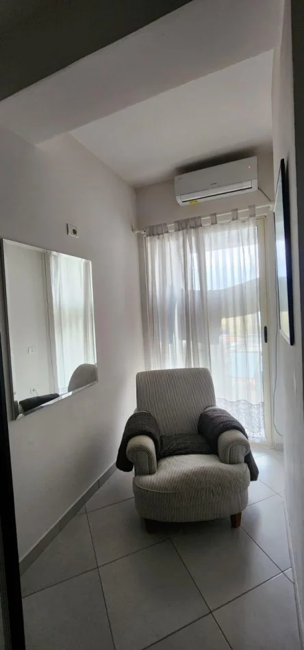 Tirane, jepet me qera apartament 2+1 Kati 4, 75 m² 550 € (American Hospital 3)