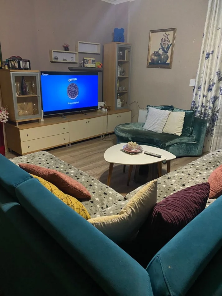 Tirane, jepet me qera apartament 2+1 Kati 1, 110 m² 110 € (Apartament 2 12tualete Kodra E Diellit)