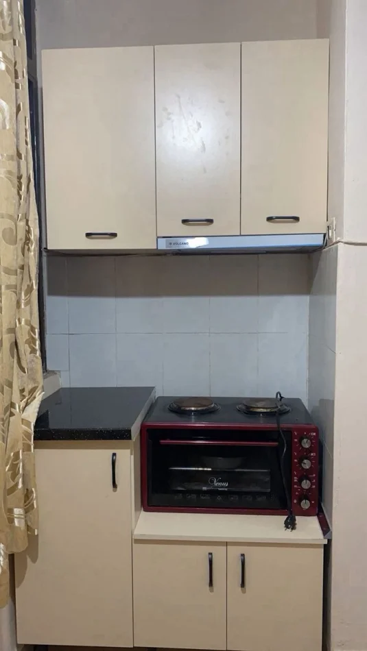 Tirane, jepet me qera apartament 1+1 Kati 3, 60 m² 400 € (Pediatria)