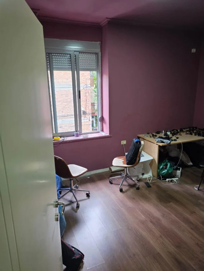 Tirane, jepet me qera apartament 2+1 Kati 2, 75 m² 550 € (Vasil Shanto)