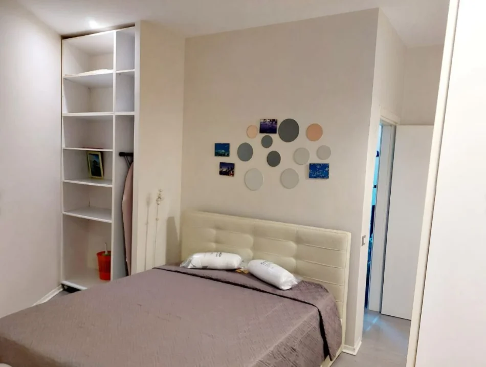 Elbasan, jepet me qera apartament 1+1 Kati 2, 60 m² 600 € (Lrruga E Elbasanit)