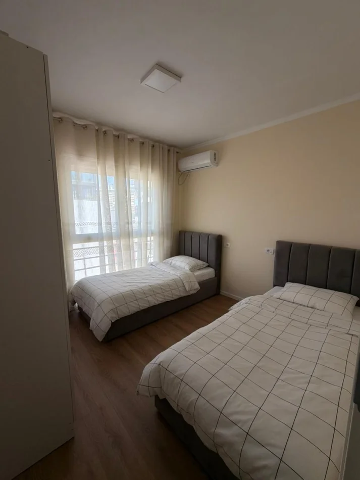 Tirane, jepet me qera apartament 2+1 Kati 5, 80 m² 750 € (Rruga e Durrësit)