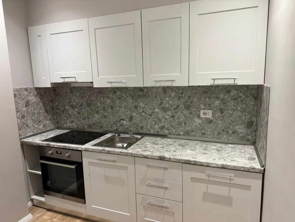 Tirane, jepet me qera apartament 1+1 Kati 6, 75 m² 450 € (Astir)