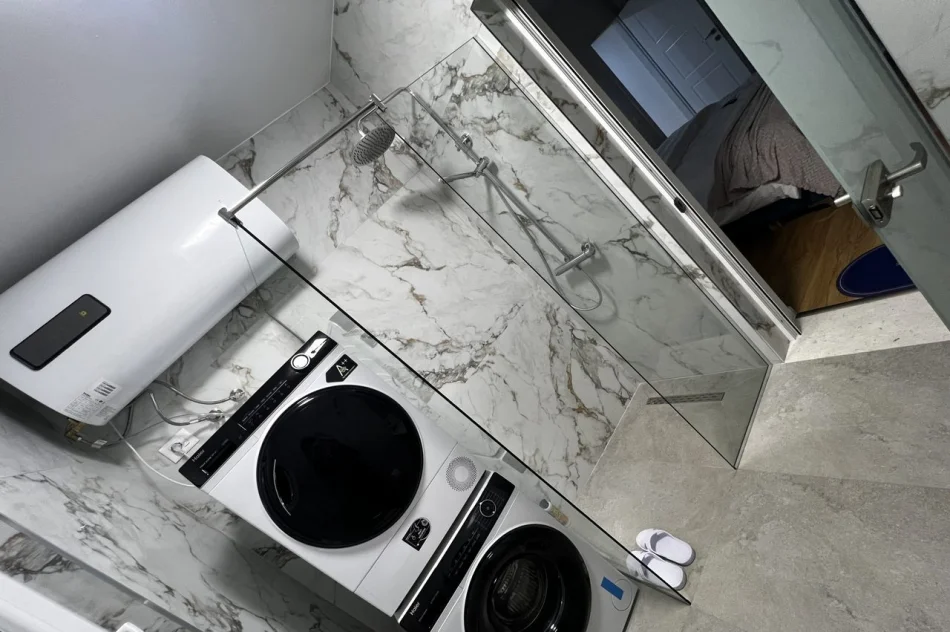 Tirane, jepet me qera apartament 1+1 Kati 1, 65 m² 600 € (Tregu Elektrik)