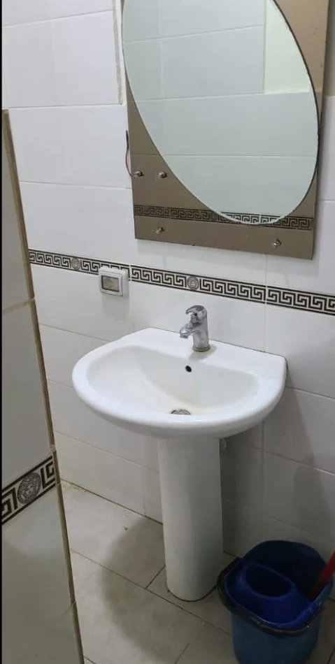 Tirane, jepet me qera apartament 1+1 Kati 1, 60 m² 260 € (Tregu Elektrik)