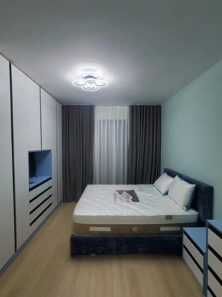 Tirane, jepet me qera apartament 2+1 Kati 1, 120 m² 1.200 € (Liqeni i Thatë)