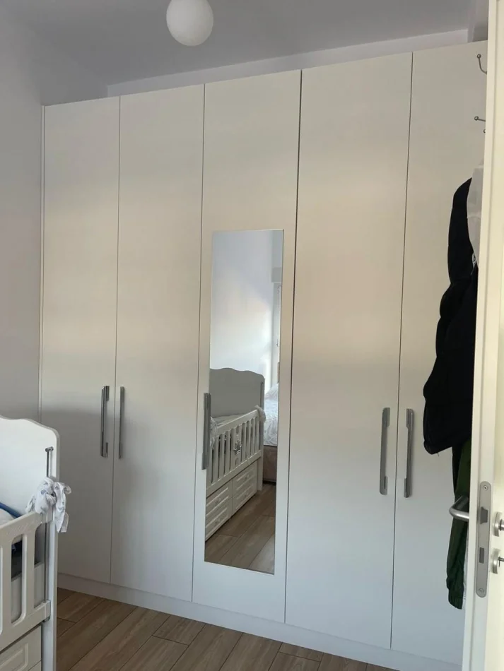 Tirane, jepet me qera apartament 1+1 Kati 9, 55 m² 420 € (Rruga Pasho Hysa)