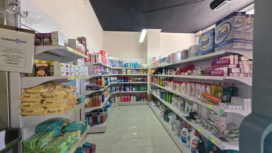Tirane, jepet me qera ambjent biznesi Kati 0, 130 m² 1.800 € (Selvia)
