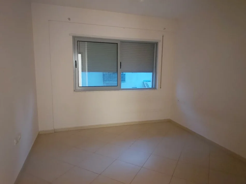 Tirane, jepet me qera apartament 2+1 Kati 5, 90 m² 450 € (Rruga 5 Maji)